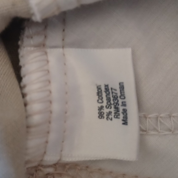 St. Johns Bay Capris - Picture 7 of 8